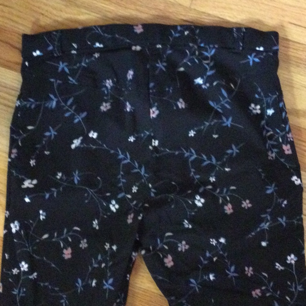Primark Black Floral Skinny Pants - Picture 6 of 9
